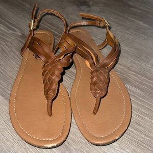 American Eagle Sandals